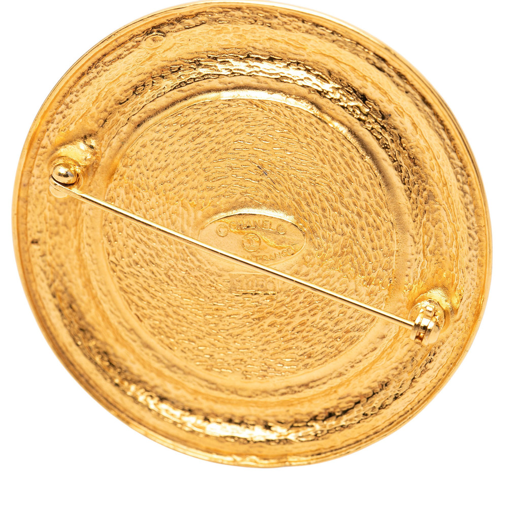 Pre-Loved Chanel Gold Plated 31 Rue Cambon Round Brooch - Picture 3 of 3